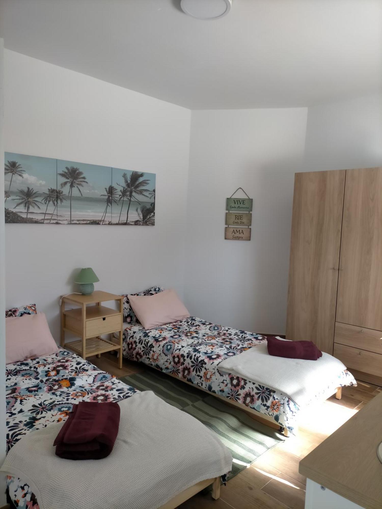 Casa Plaza San Nicolas De Bari Sardina Екстер'єр фото